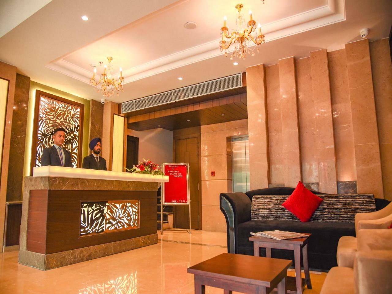 Bharawan Clarks Inn Express Amritszár Kültér fotó